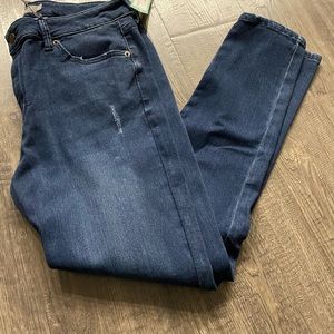 NEW womens jeans